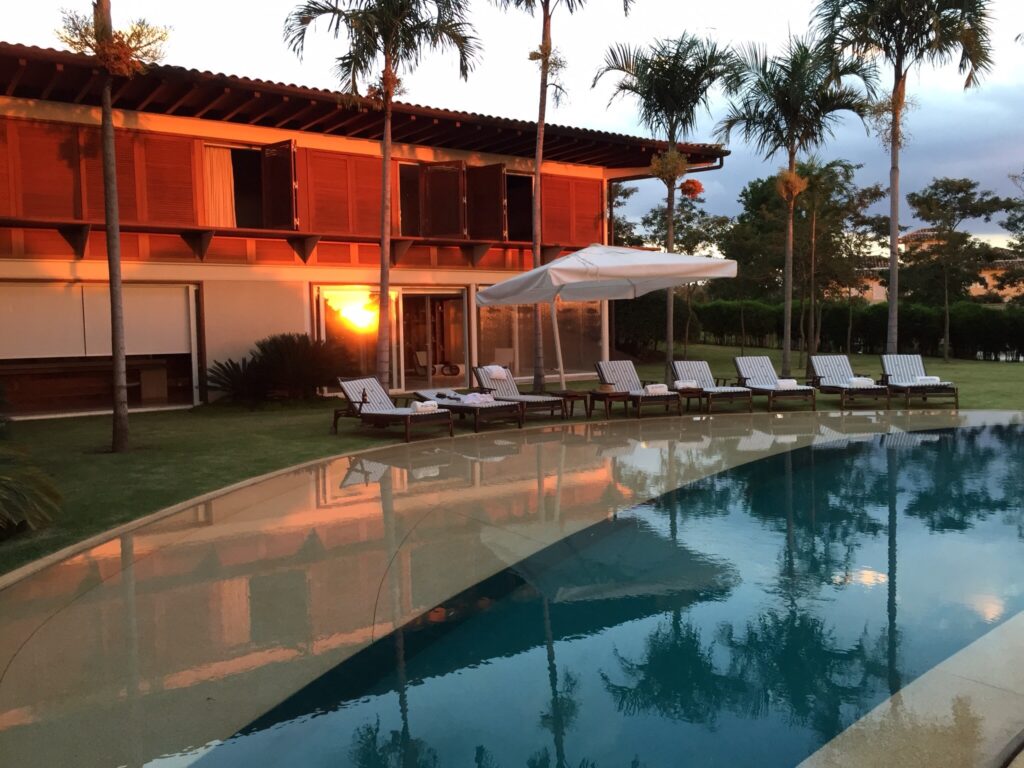 e81c1b8cthumbnail Como construir uma piscina