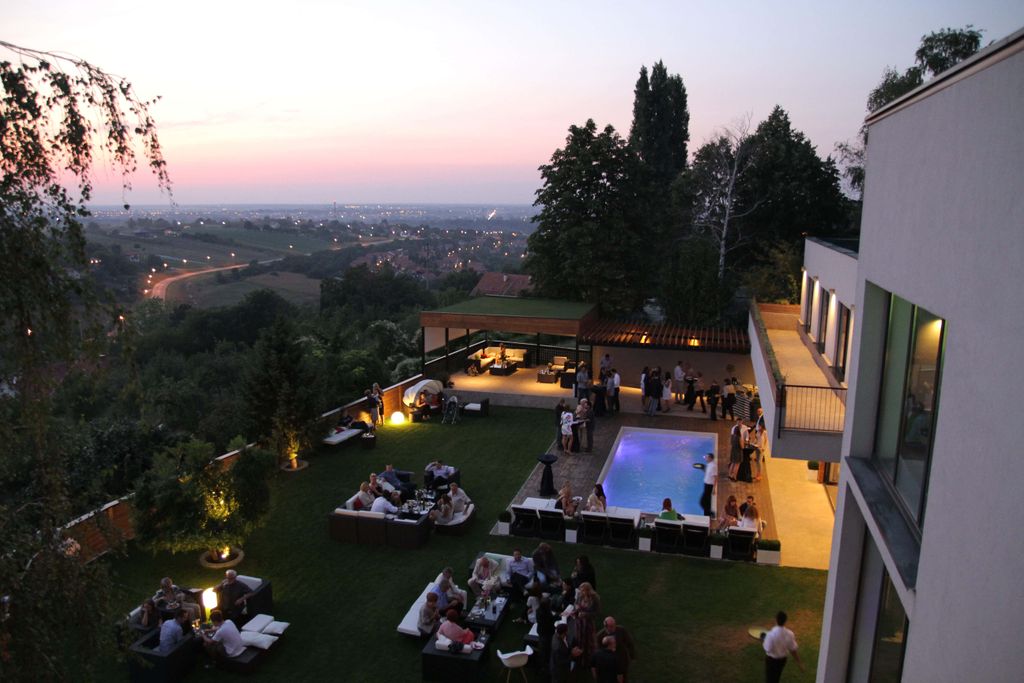 78918bb3thumbnail Piscinas para eventos culturais